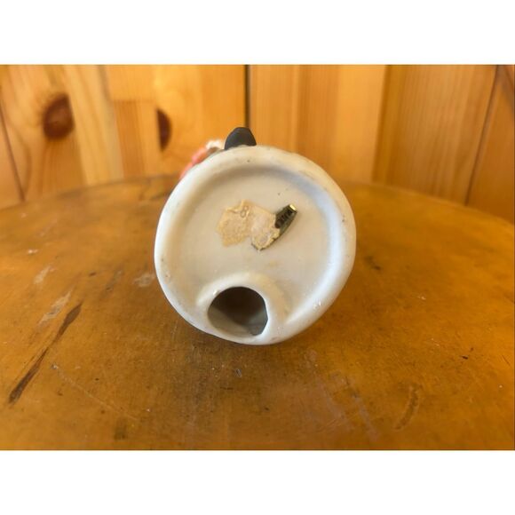 Vintage Ceramic Colonial Man Victorian Period Figurine (5551) - Picture 6 of 6